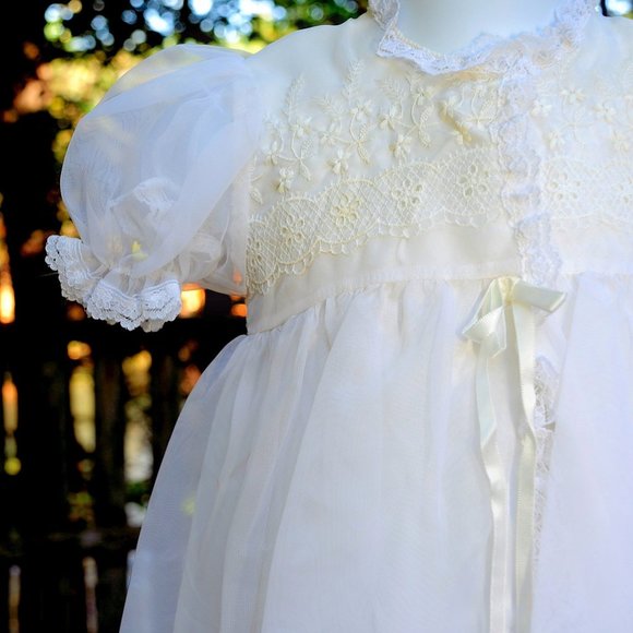 VTG Ivory Christening Baptismal 4-Piece Outfit Gown/Set 0-6M - Picture 4 of 13